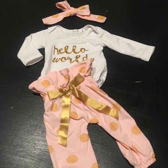 Other - Hello World Matching Set